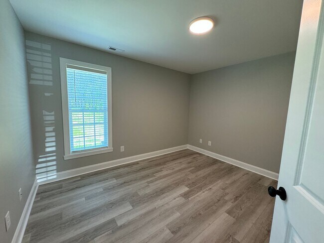 Building Photo - Introducing Your Dream Home in Nash County's Tar River Reservoir Area!