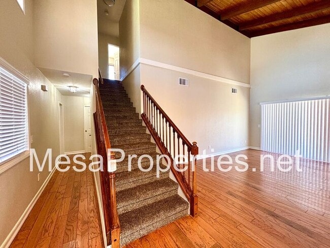 Building Photo - 18119 Pier Dr