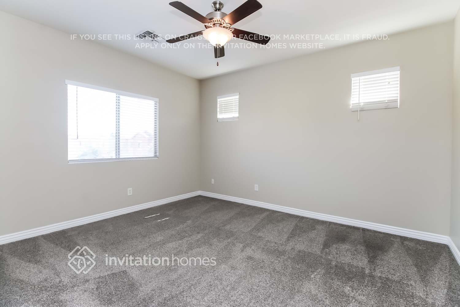 Building Photo - 254 S Aaron