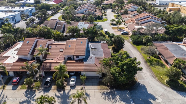 Building Photo - 2001 Parkside Pl