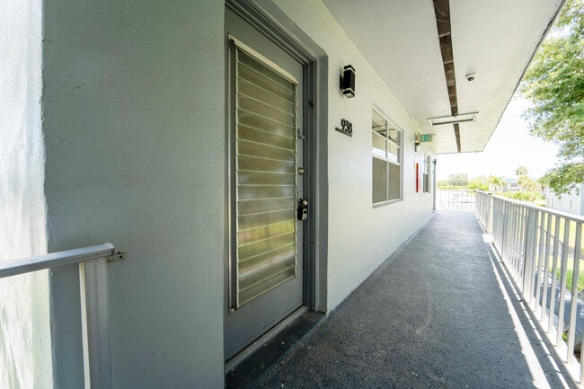 Building Photo - 938 Normandy Trail