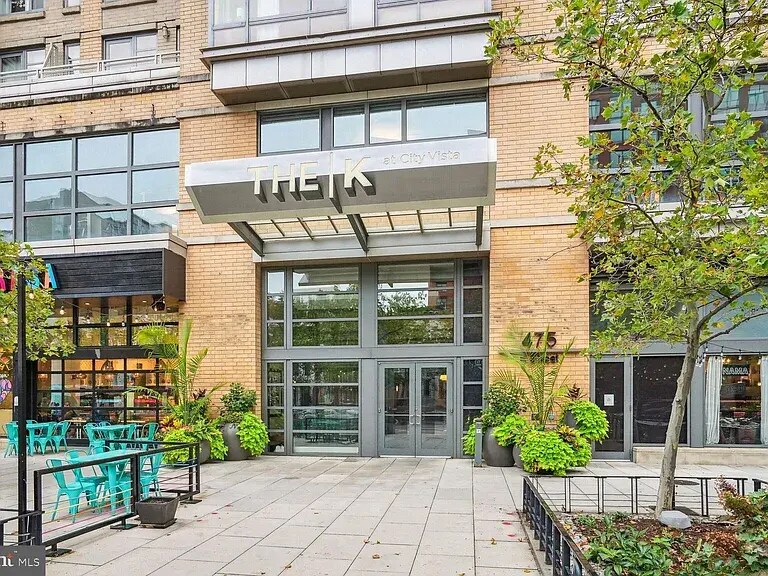 Building Photo - 475 K St NW