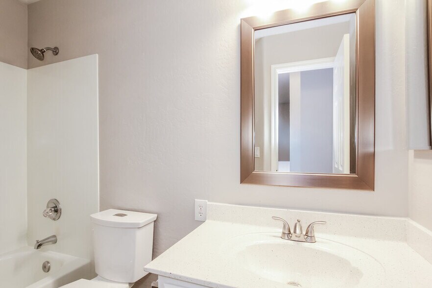 Building Photo - 19036 N 37th St