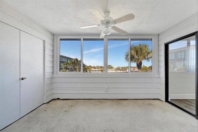 Building Photo - 9604 Cortez Rd W