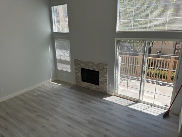 Building Photo - 10266 Wateridge Cir