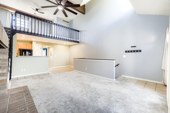 Building Photo - Move-In Ready: Serene Littleton Condo - Av...