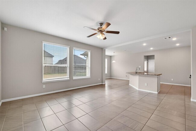 Building Photo - 2903 Painted Sunrise Trail