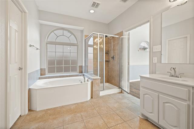 Building Photo - 1300 Spanish Needle Trail