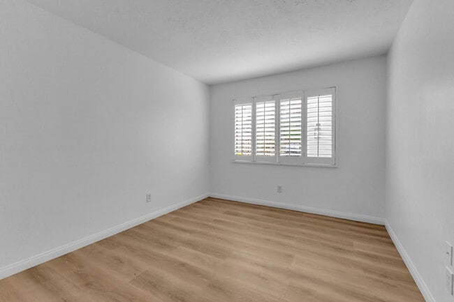 Building Photo - 72384 Ridgecrest Ln