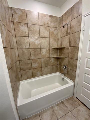 Building Photo - 917 Waggoner Dr