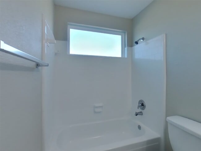 Building Photo - 12219 White River Dr