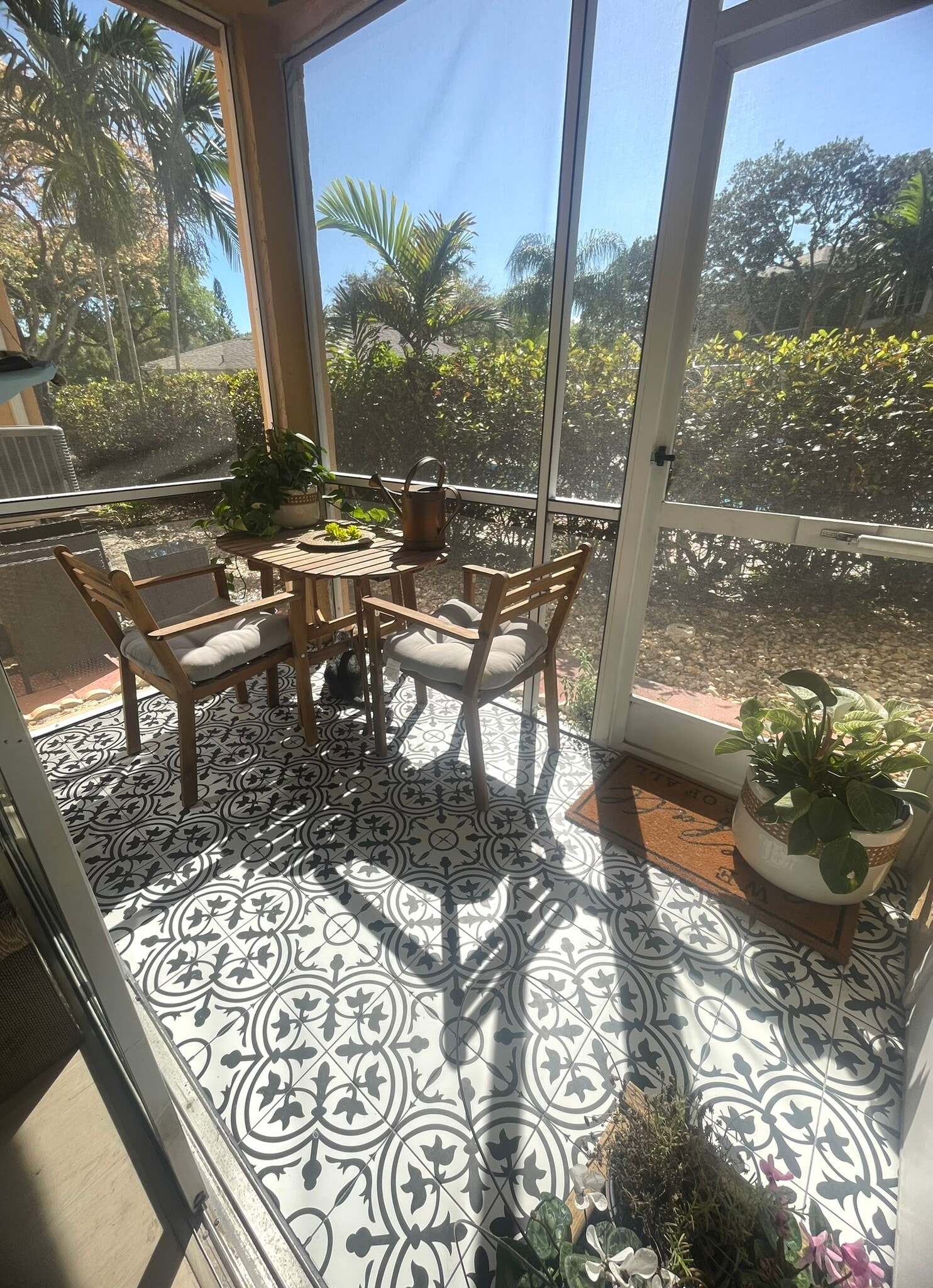 Building Photo - 441 SE 10th St