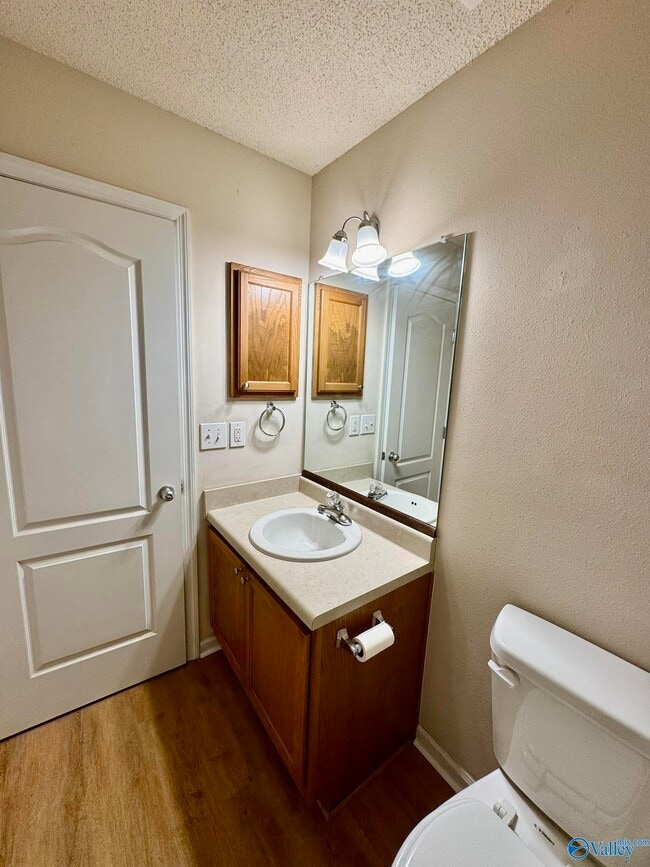 Building Photo - 117 Millside Ln NW