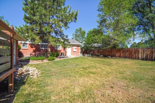 Building Photo - Charming Olde Town Arvada Home!