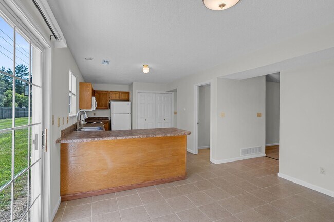 Building Photo - 4302-4304 Cheryl Ct.