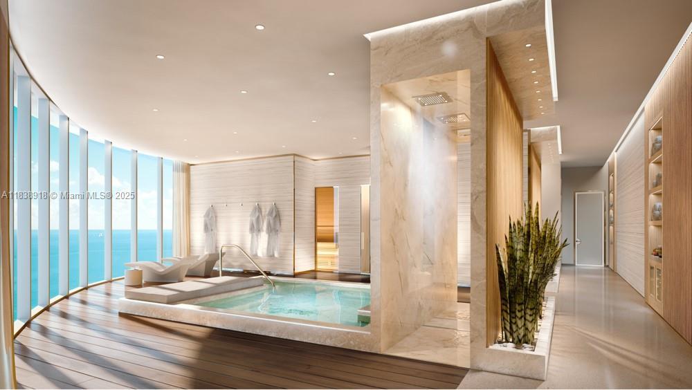 Building Photo - 15701 Collins Ave