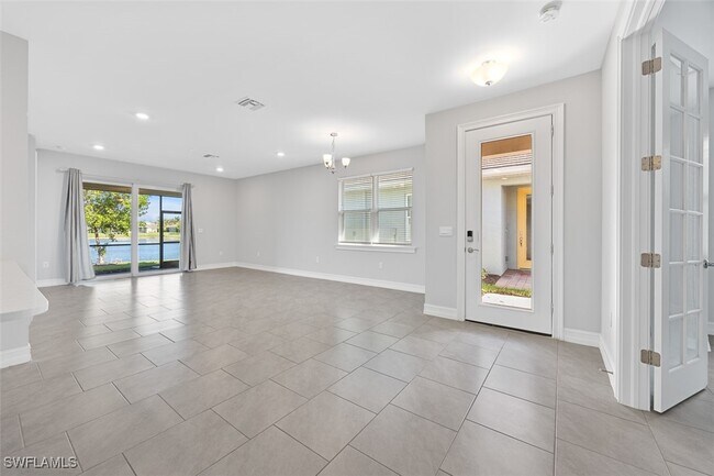 Building Photo - 1095 Rolling Brk Ln