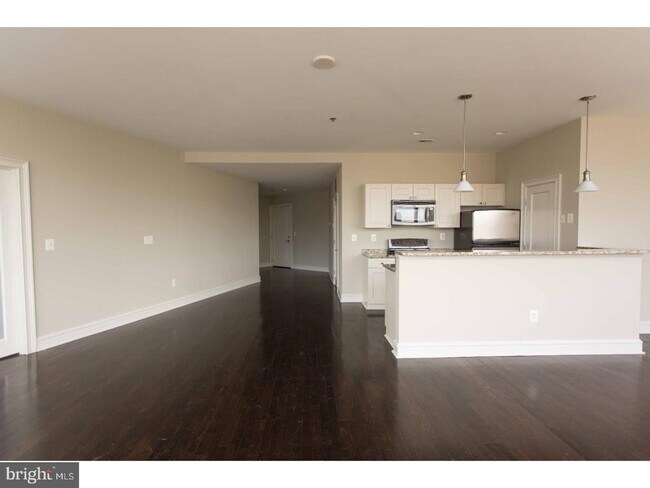 Building Photo - 201 N 8th St