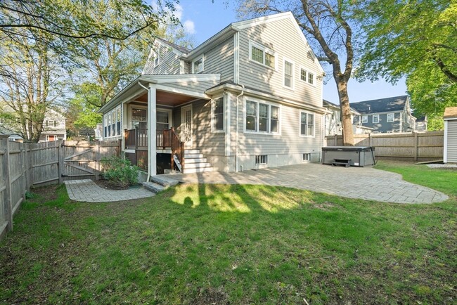 Building Photo - 62 Harding Rd