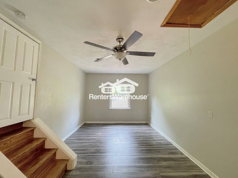 Building Photo - 5736 Avalon Woods Dr