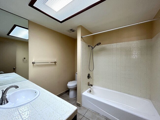 Building Photo - AVAILABLE NOW!!! !! UNFURNISHED 3 Bedroom 2 Bath Pool Home in Desert Hot Springs!