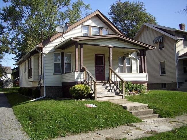 Primary Photo - 234 E Howard St