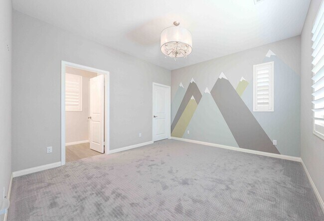 Building Photo - Expansive Portola Springs 4 Bedroom Home