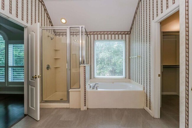 Building Photo - 5357 Austral Loop