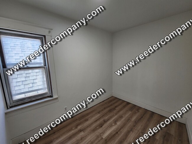 Building Photo - 5008 Baring Ave