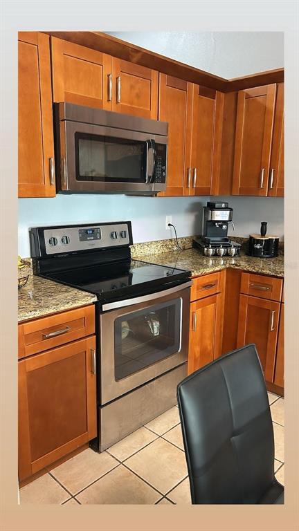 Building Photo - 8807 Plum Grove Ct
