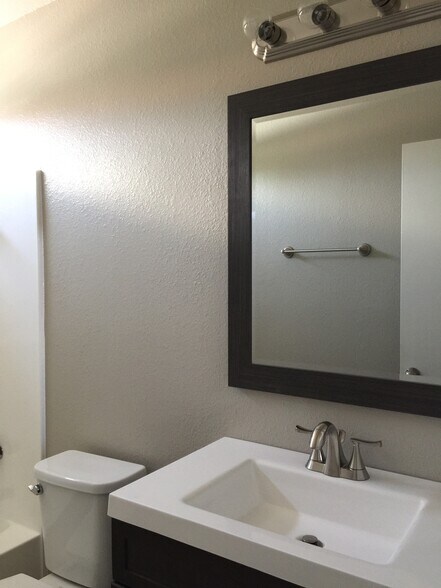 Mater Bath - 10678 Walnut St