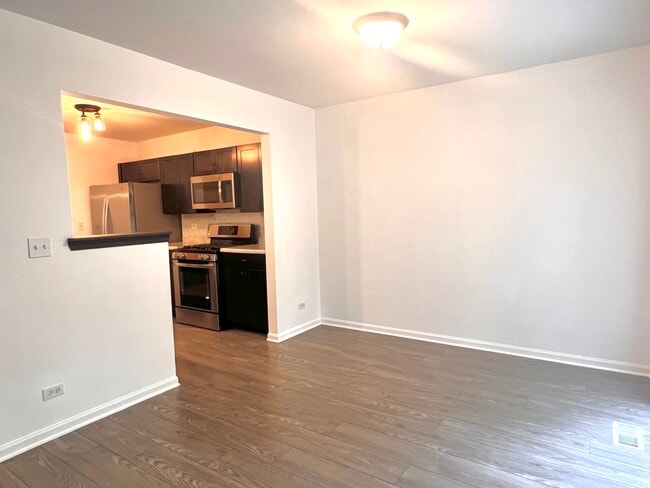 Building Photo - 2407 Stoughton Cir