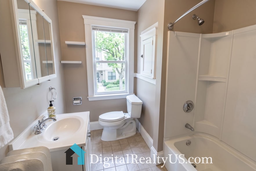Bathroom - 187 Trapelo Rd