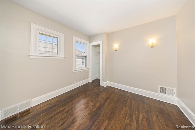Building Photo - 3216 Garden Ave
