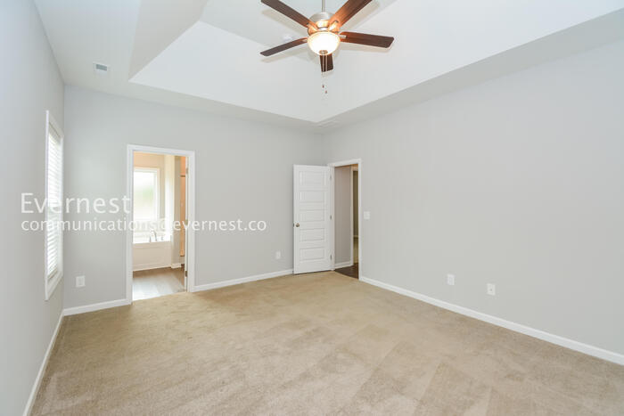 Building Photo - 1408 Pipeline Ave