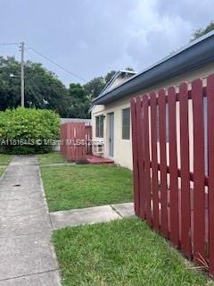 Primary Photo - 12110 NE 8th Ave