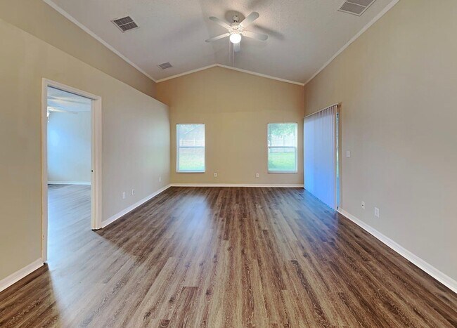 Building Photo - 269 Delancey Dr