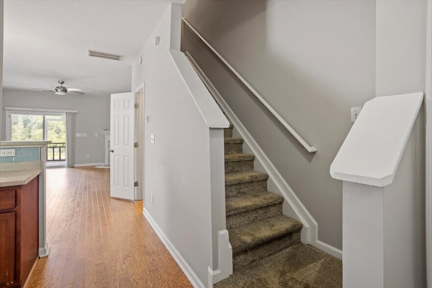 Building Photo - 5992 Osprey Cove Dr