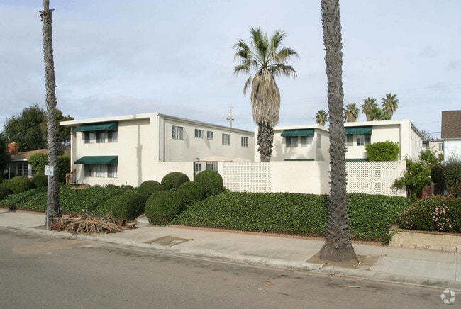 Building Photo - 812 Tourmaline St