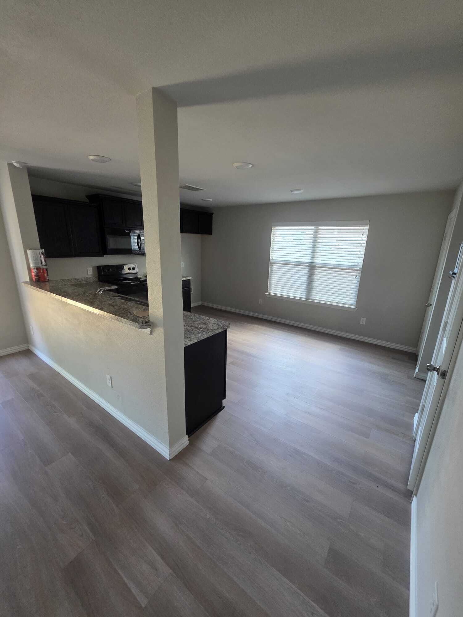 Building Photo - 1336 Glen Garden Dr