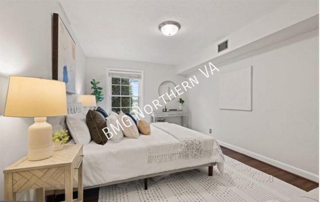 Building Photo - 2509 Arlington Blvd