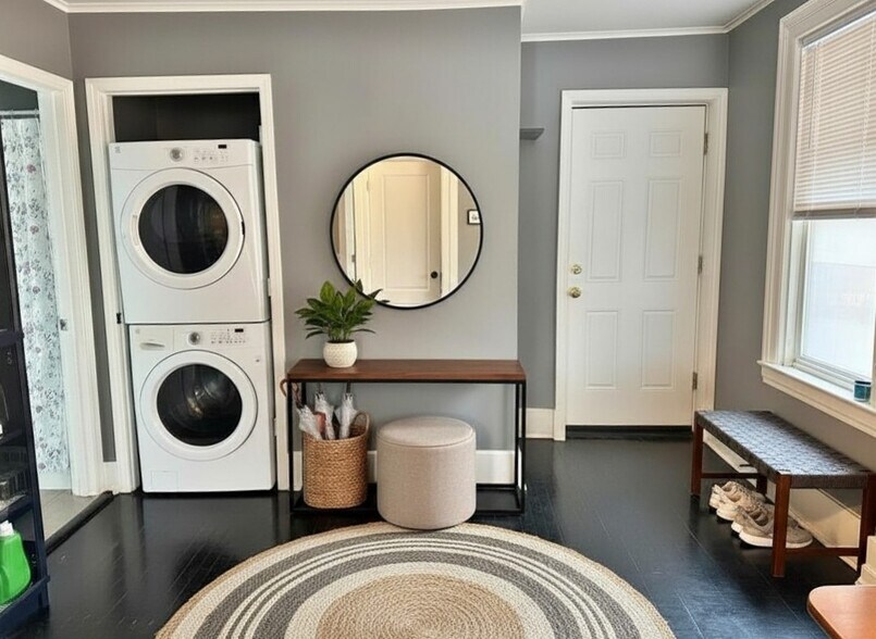 Building Photo - 36 S Union St