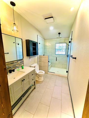 Building Photo - 534 E Spring Valley Rd