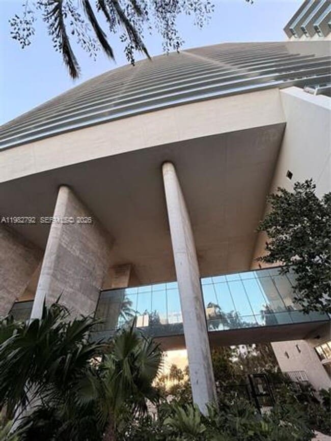 Building Photo - 1500 Bay Rd