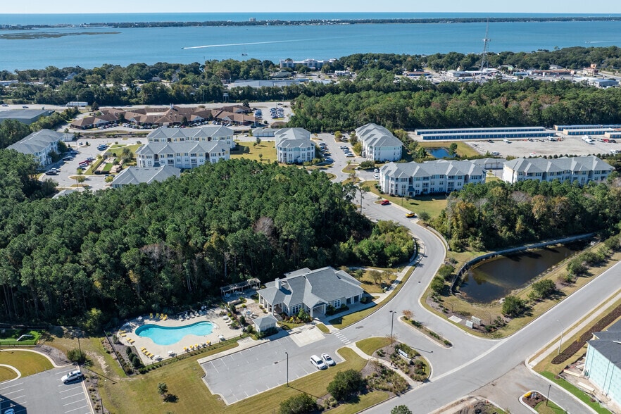 Primary Photo - The Preserve at Carteret Place