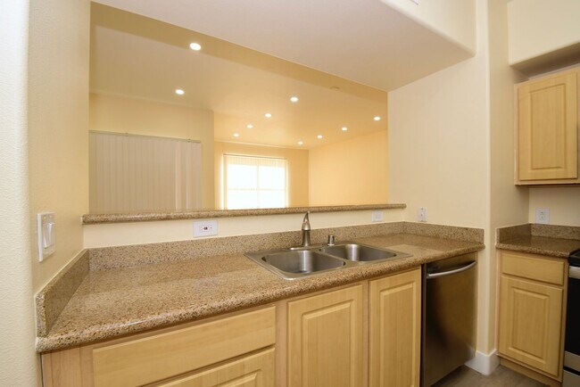 Building Photo - Upgraded & Charming Two-Bedroom Condo with...