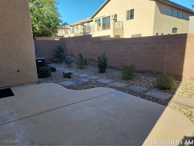 Building Photo - 10416 Scotch Elm Ave