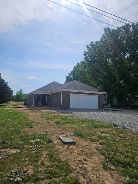 Building Photo - 20574 Johnson Rd