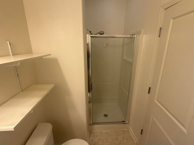 Building Photo - Large 3-Bedroom, 3.5 Bathroom Townhome in Metro Walk Village Neighborhood