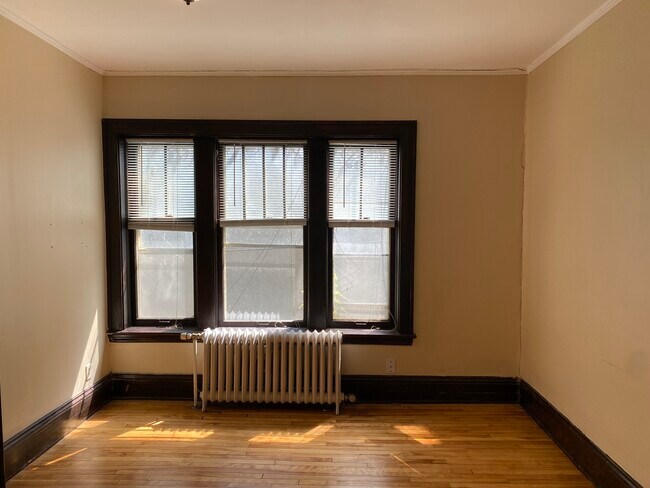 Building Photo - 2007 Aldrich Ave S